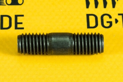 Шпилька крепления турбины JCB (Original) 826/11384 (1)