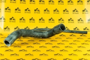 Патрубок системы охлаждения верхний JCB (OEM) 834/00528
