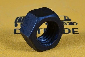 Гайка болта крепления зубьев 42N-815-1210 Гайка болта крепления зубьев 42N-815-1210